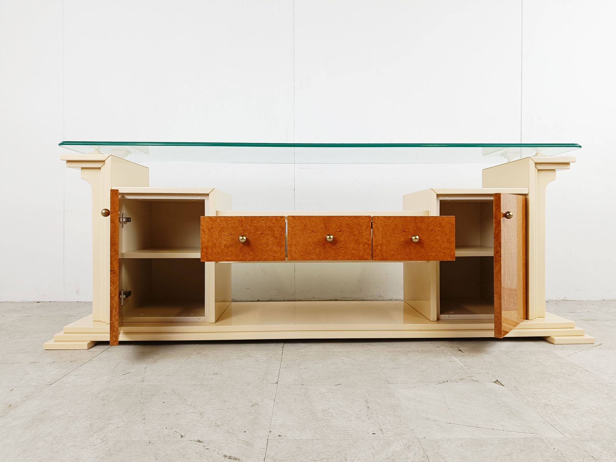 Vintage lacquer and burl wood credenza, 1980s