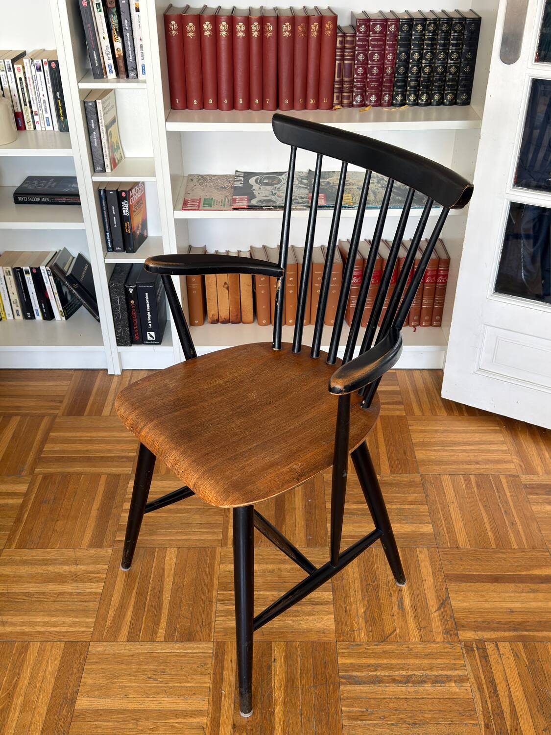 Scandinavian armchair Samcom