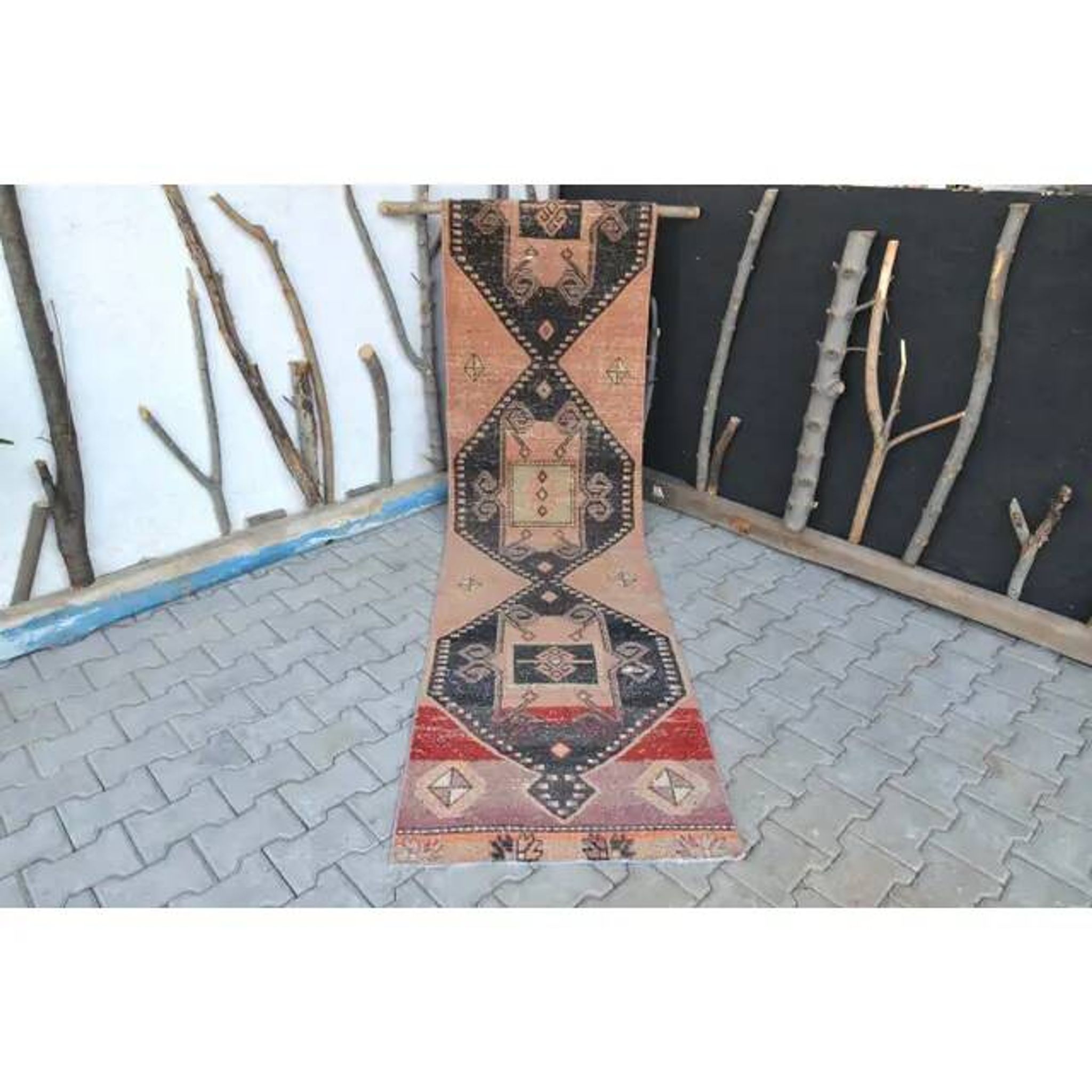 Tapis décoratif long coloré turc des années 1940 83x205 cm