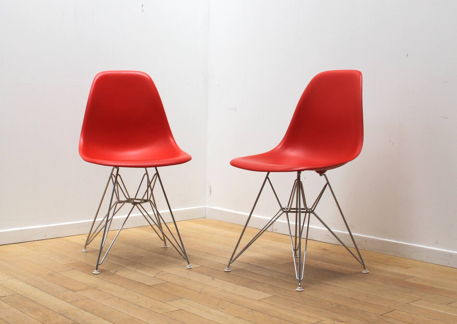 DSR Chair, Charles & Ray Eames Vitra
