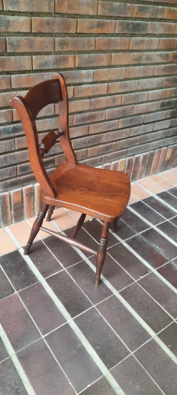 English boat style chair