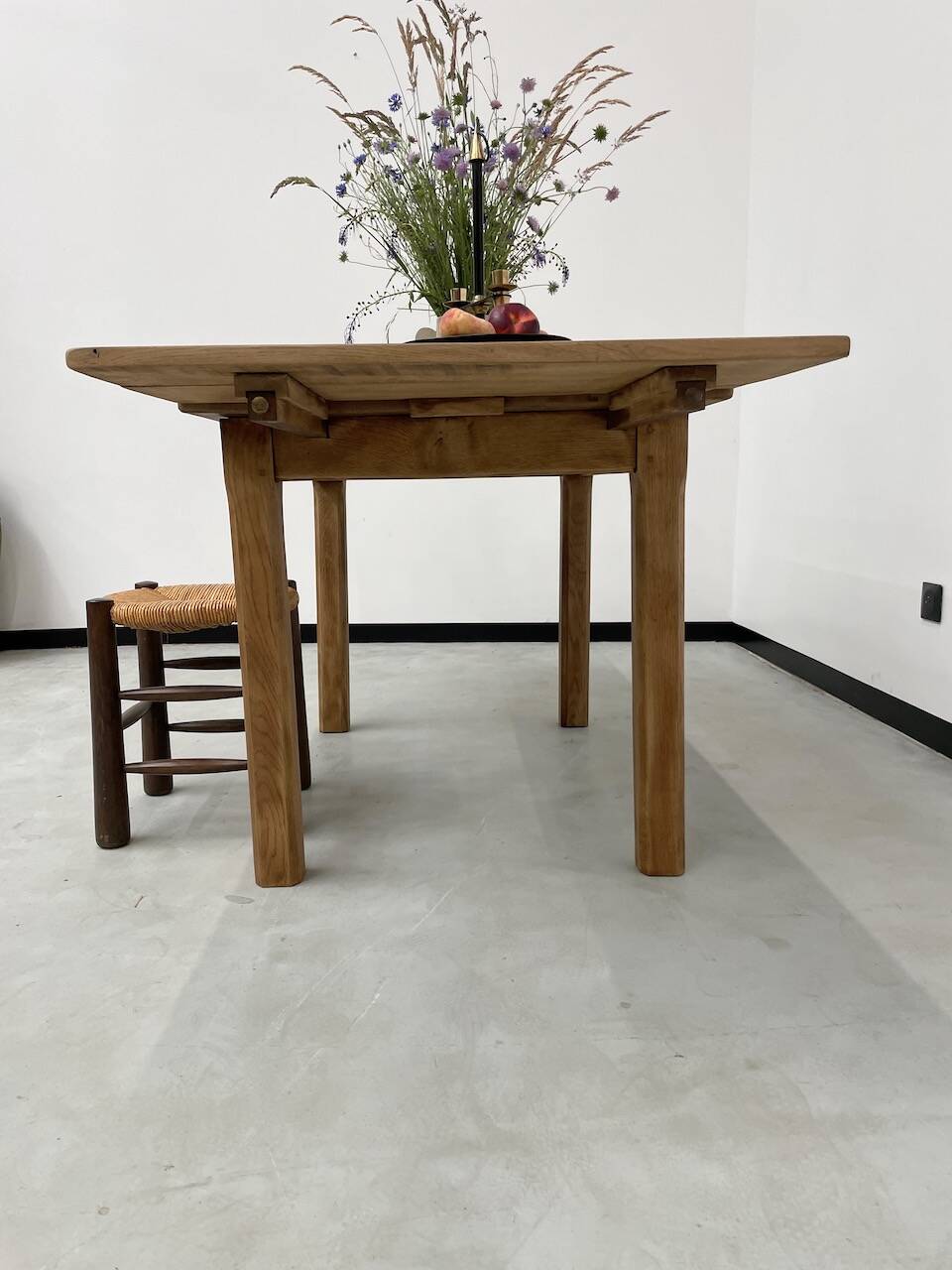 Oak farmhouse table 120cm + 200cm extensions