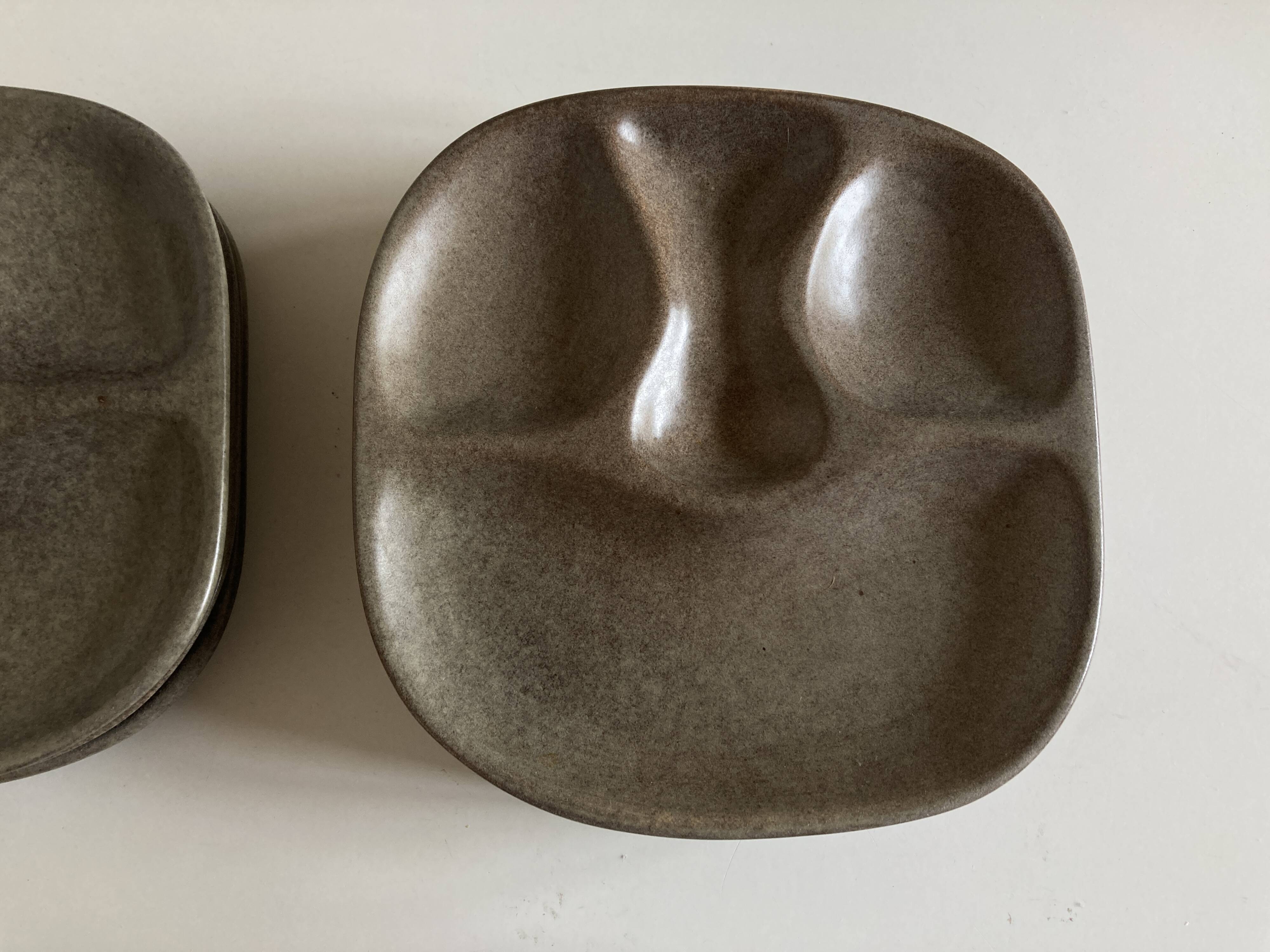 Set of 8 mid-century pottery plates Max Idlas 1960