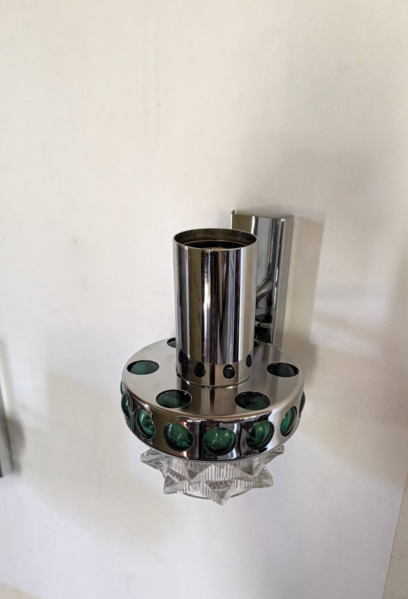 Pair of Space Age wall lights in chrome and green glass, 1970s.