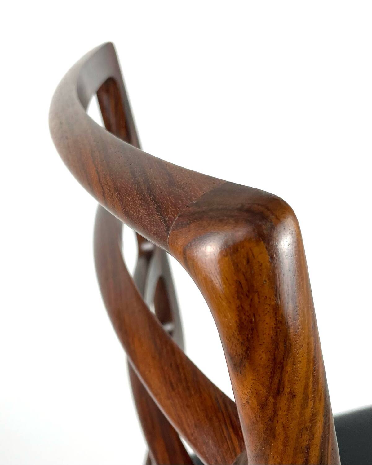 Set of 2 Niels Møller Model No 82 Chairs in Rosewood & Leather Denmark 60’s