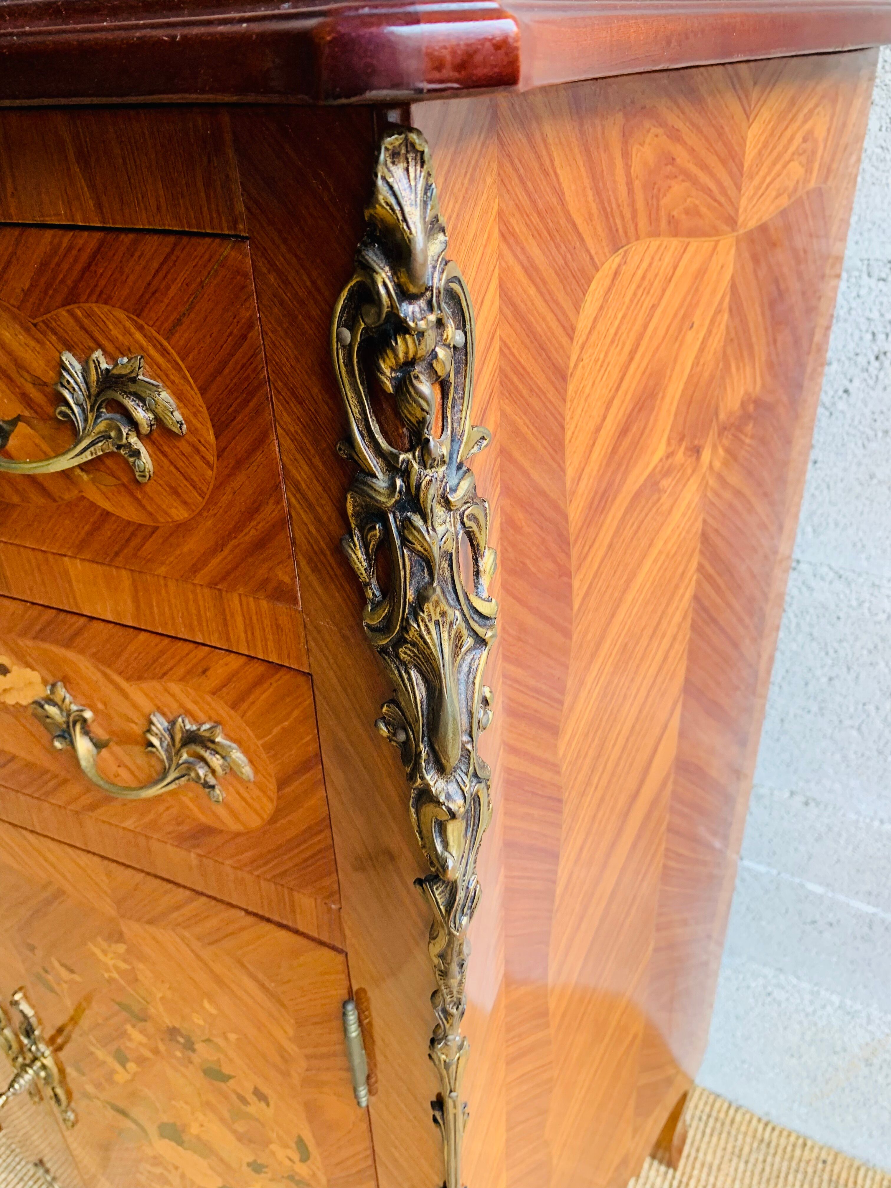 Commode between Louis XV