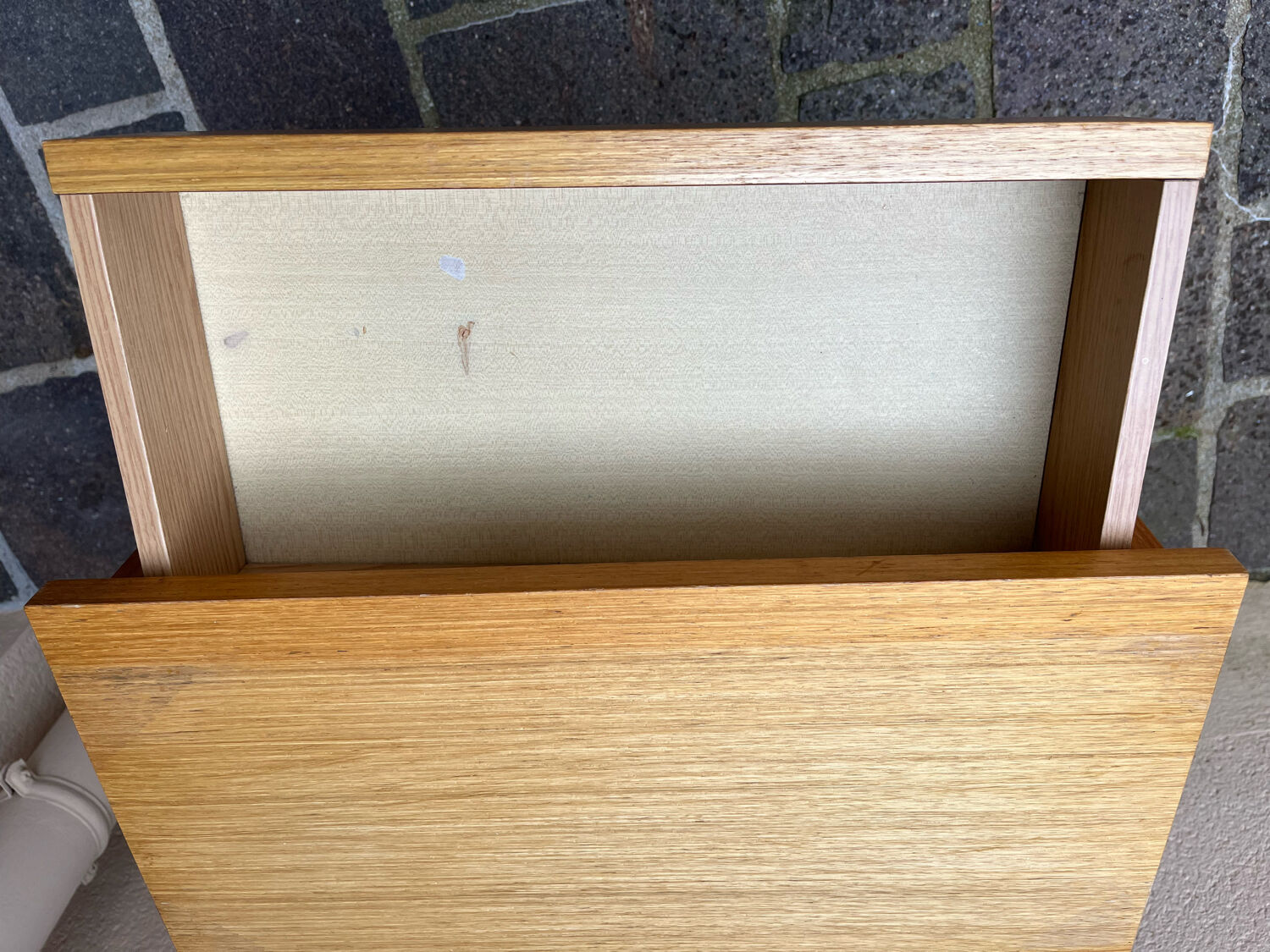 Bedside table