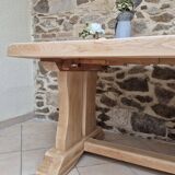 Farmhouse table