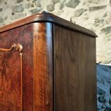 Buffet art déco français en noyer et acajou avec plateau en marbre, fin des années 1920