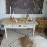 Country style coffee table
