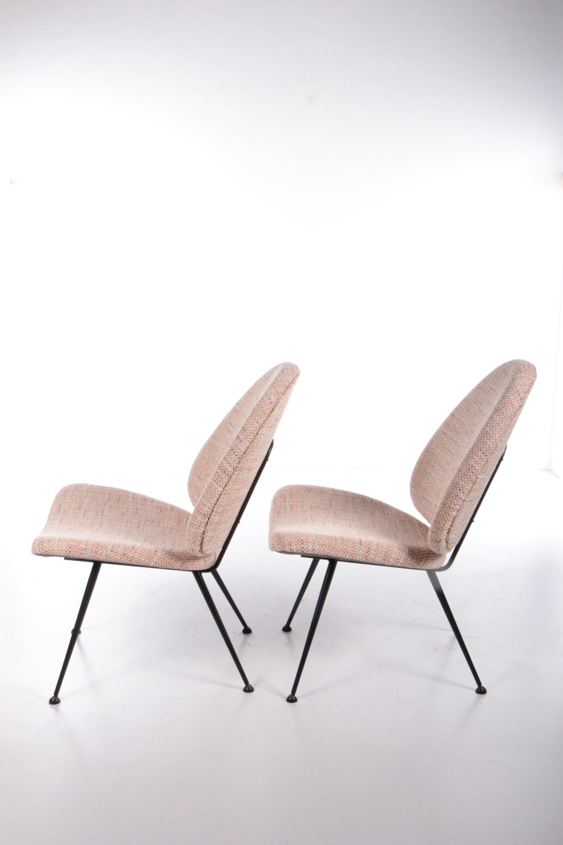 Vintage chair pair with metal legs, 1960s