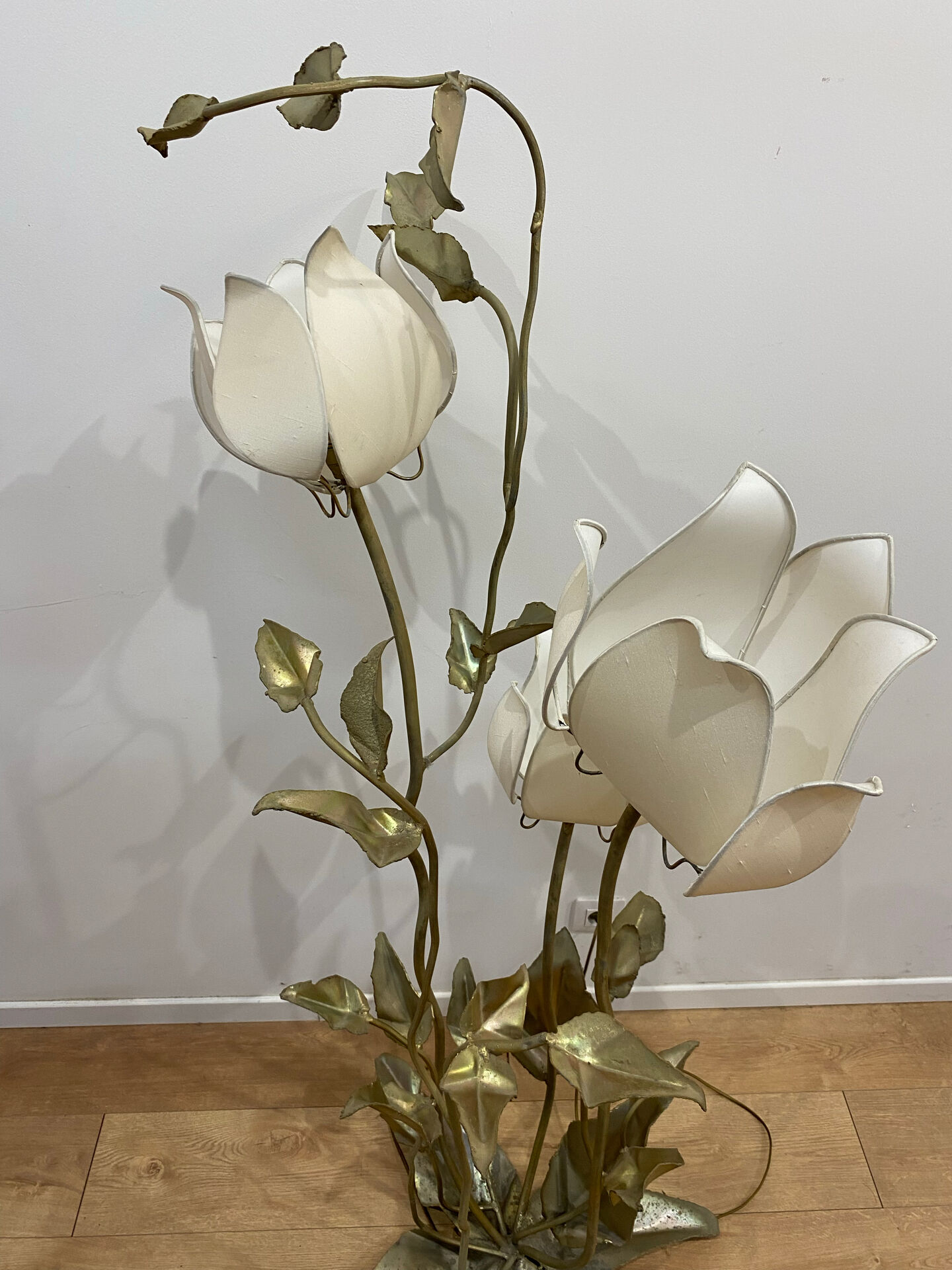 Lampadaire fleurs de lotus