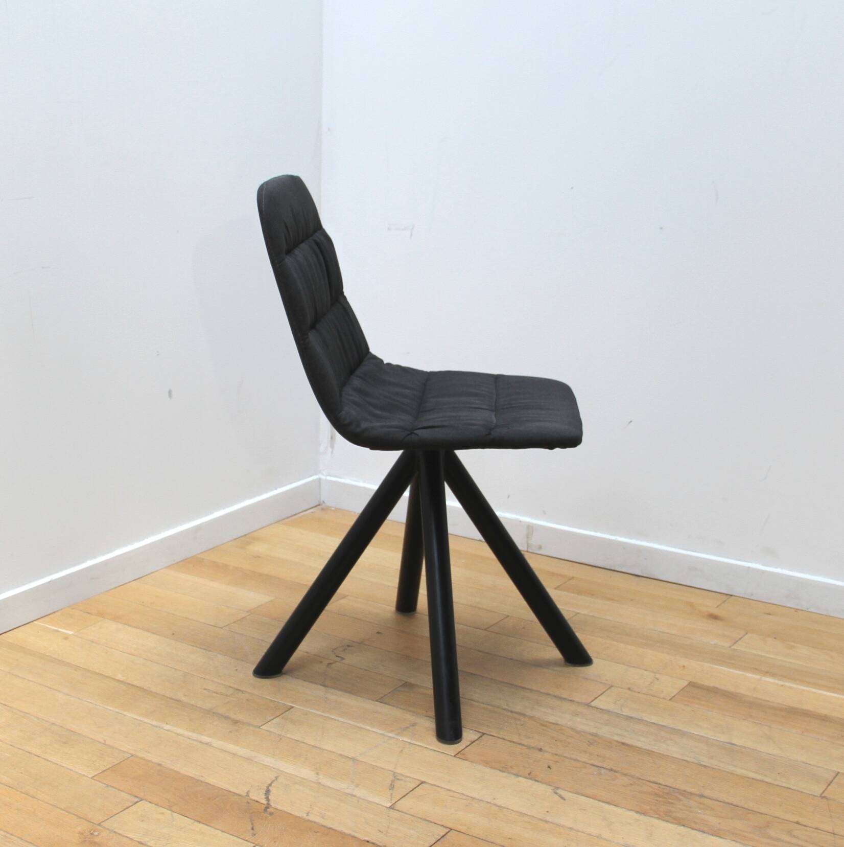 Set of 4 Marteen chairs, Viccarbe