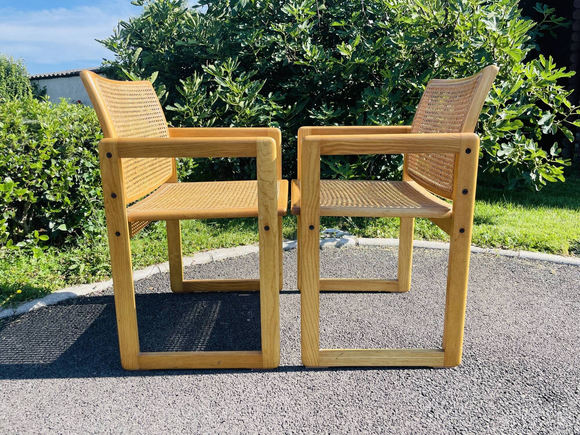 Paire de fauteuils vintage bois et cannage scandinave