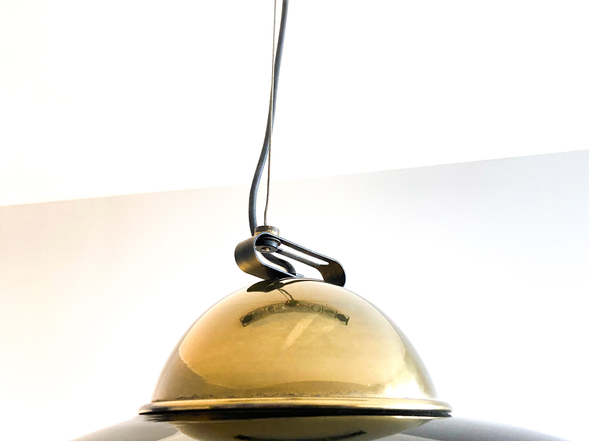 Chandelier in brass and black lacquered metal, Italy 70's