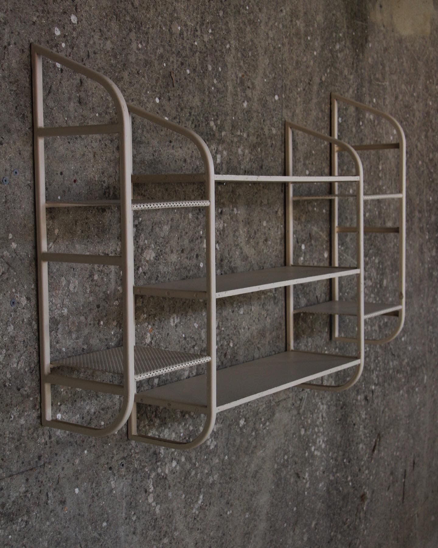 Modernist design floor 50s