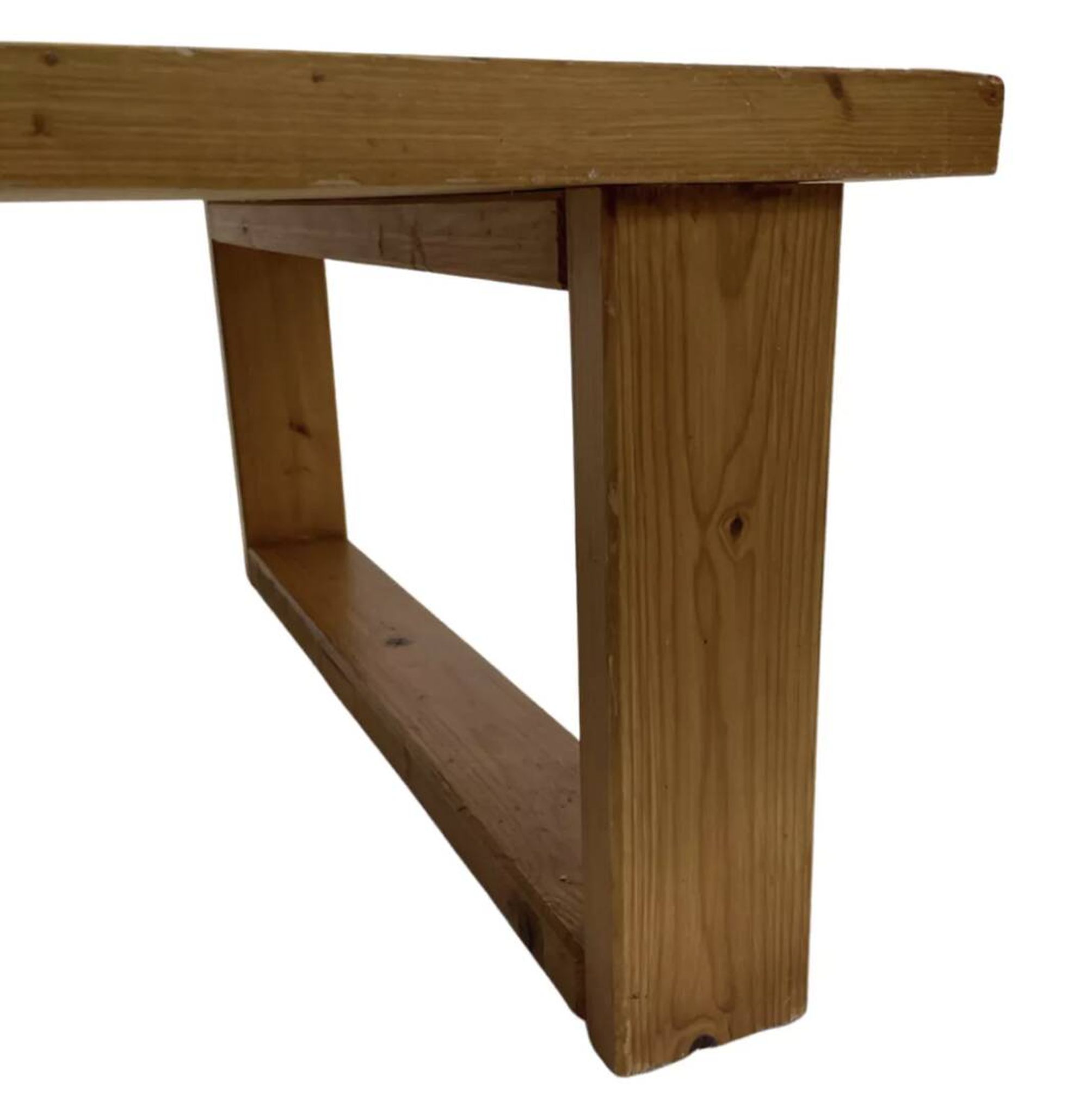 Table basse vintage en pin design minimaliste des années 1970