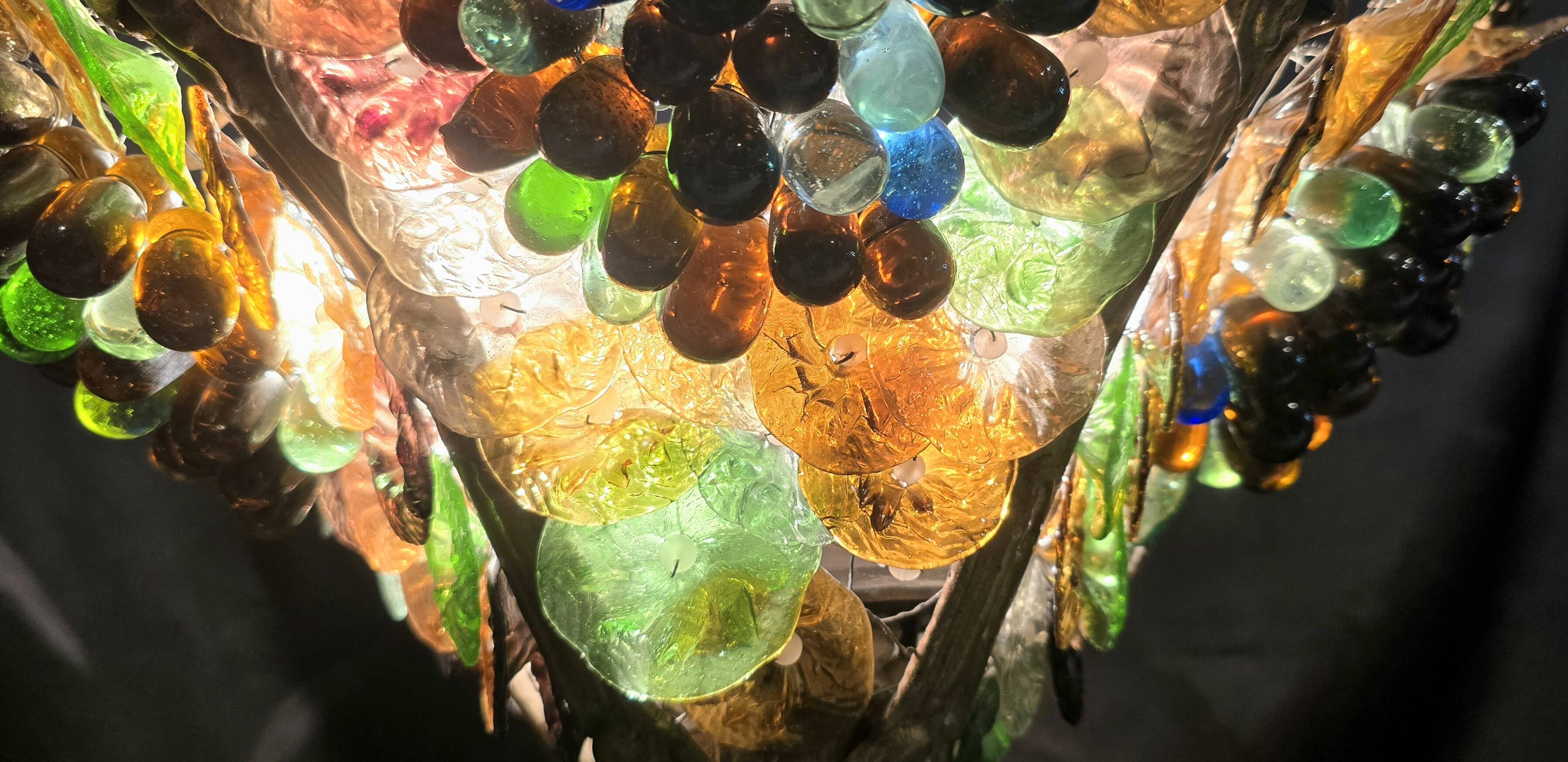 Murano chandelier in bronze and bunches of grapes