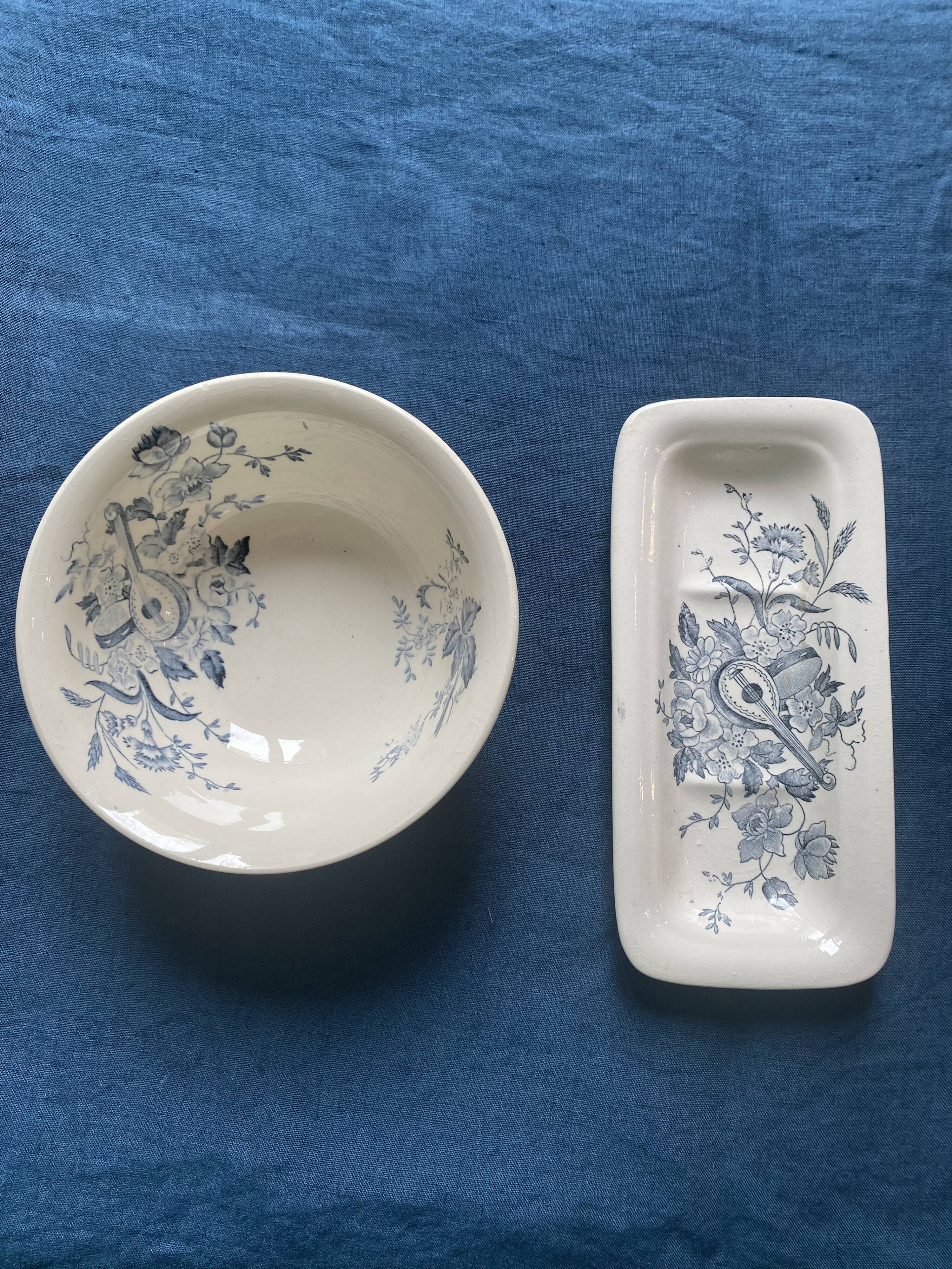 Bowl and soap holder manufacture of Longchamp