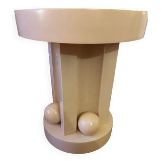 Nemesis Fleur Delesalle Monoprix pink stool