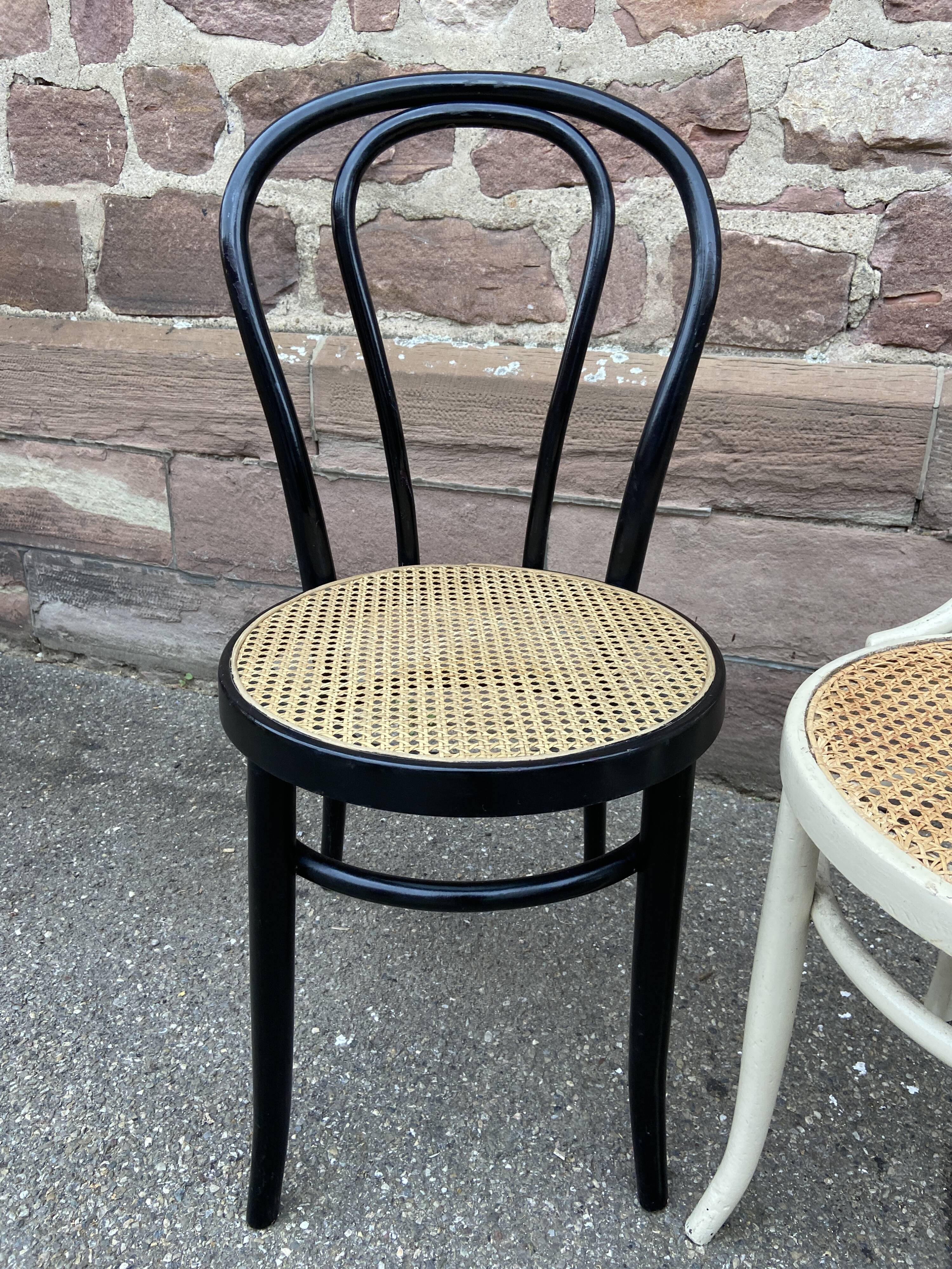 Pair of Viennese bistro chairs Bent wood