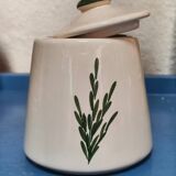 White ceramic pot and mini pitcher with bay leaf illustration