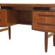 Bureau vintage en teck fresque G-Plan 'Frettenham'