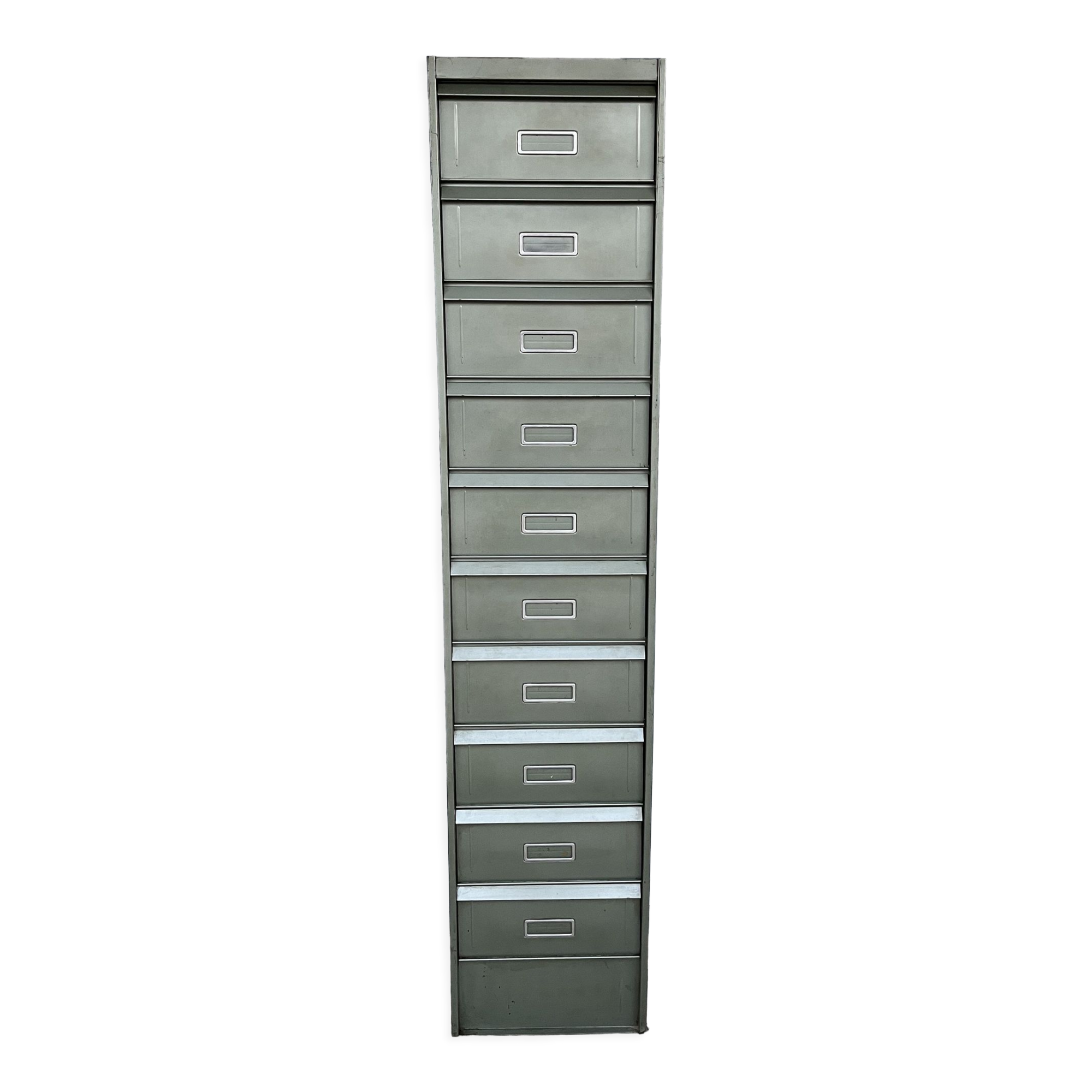 Industrial furniture of 10 valve lockers