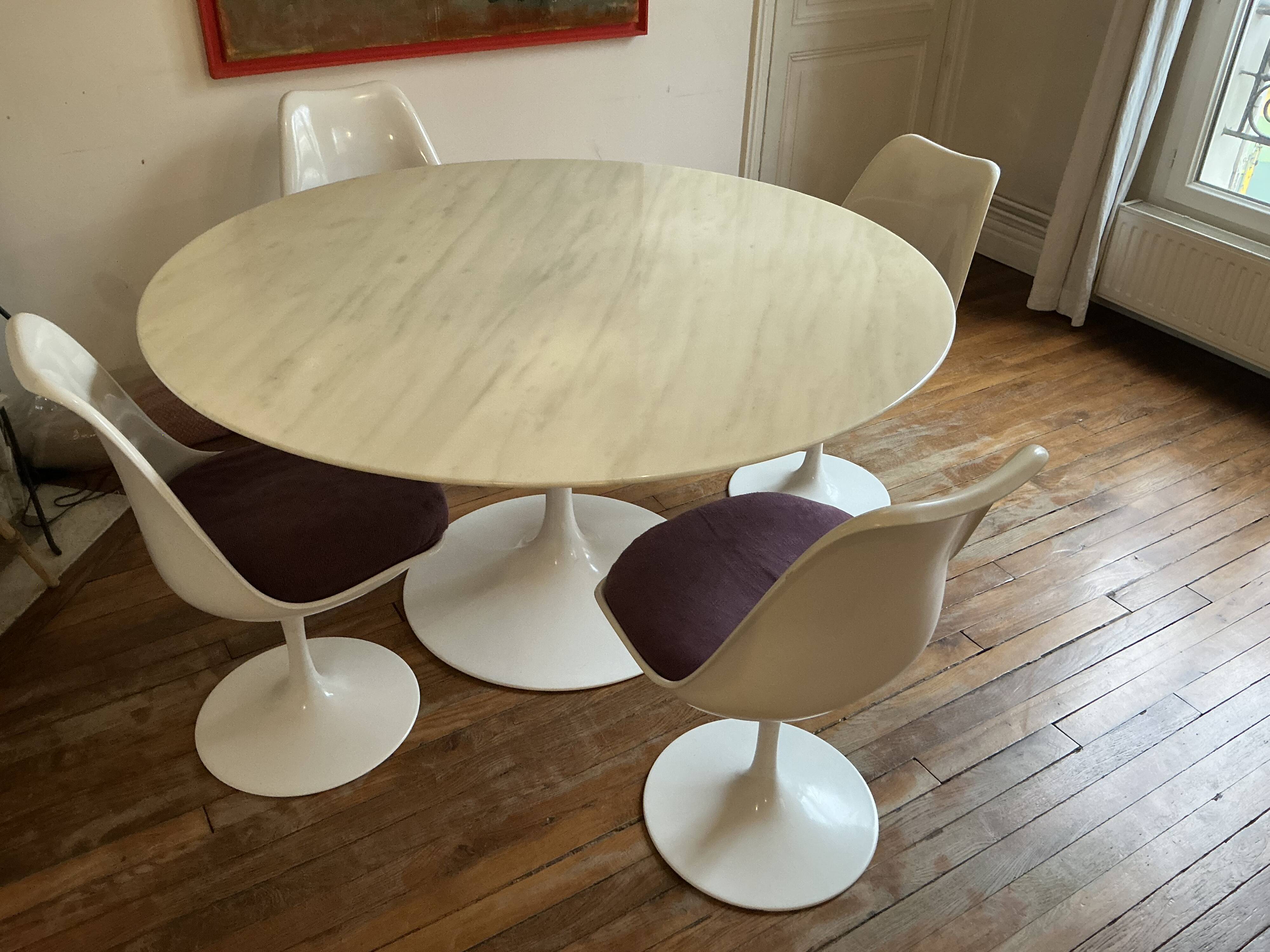 Saarinen table Knoll vintage 137 cm white marble