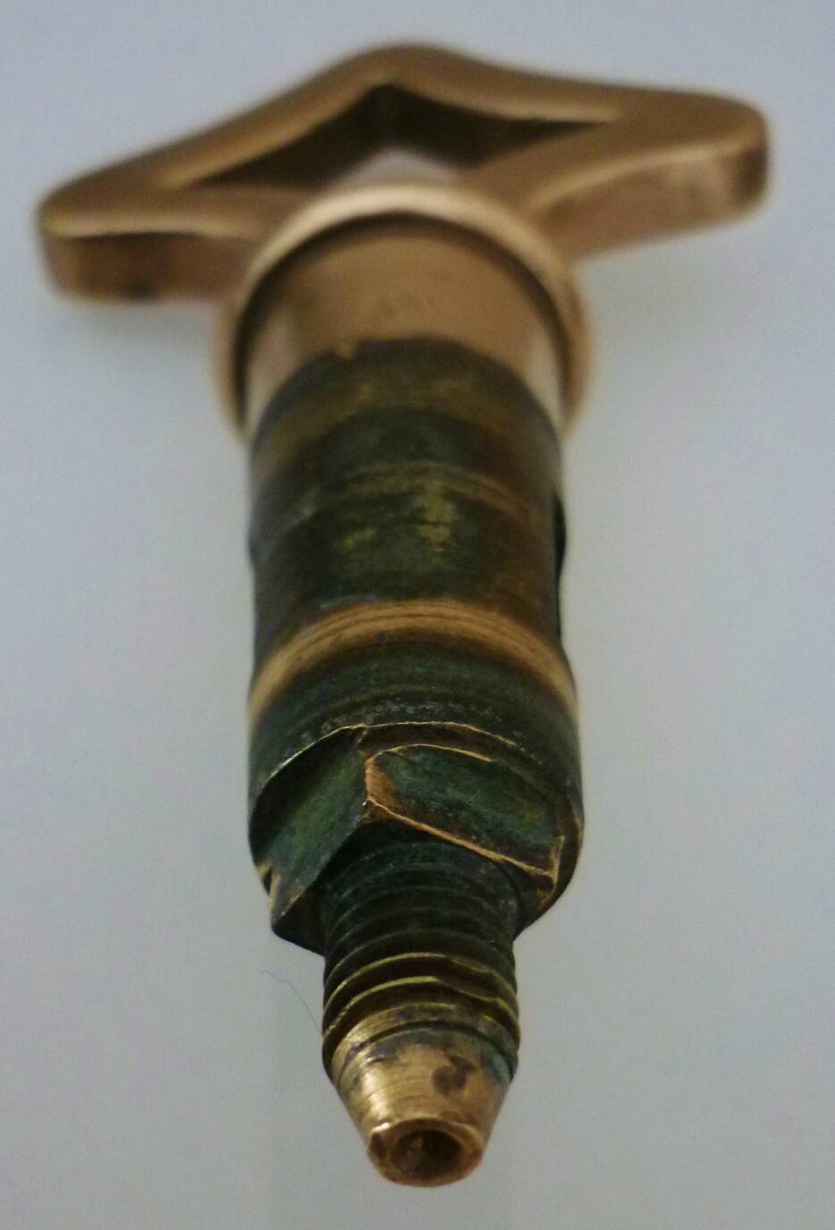 Old fountain tap for garden in brass, 4 parts