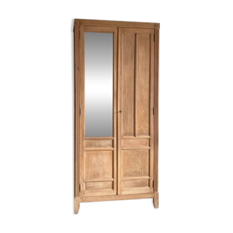 Armoire parisienne