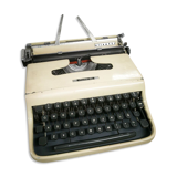 Olivetti Typewriter - Pluma 22