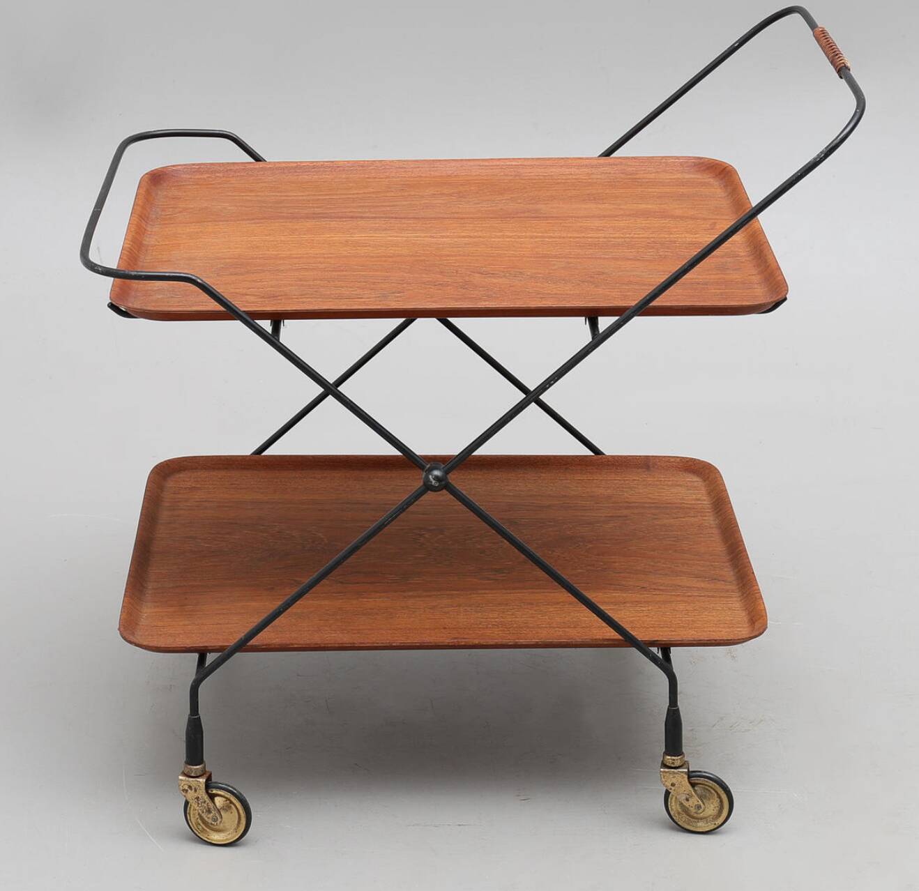 Desserte trolley scandinave à roulettes en métal et bois