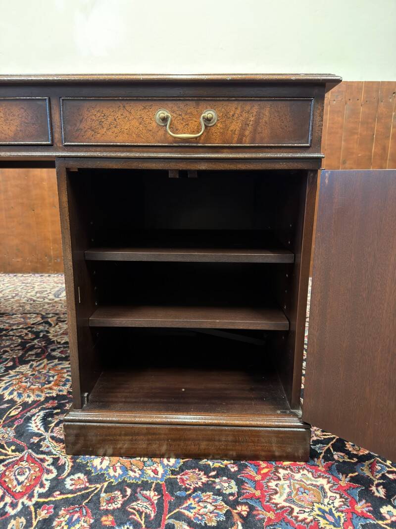 Classic English Chesterfield Desk