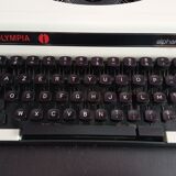 Olympia typewriter odèle Alphamatic