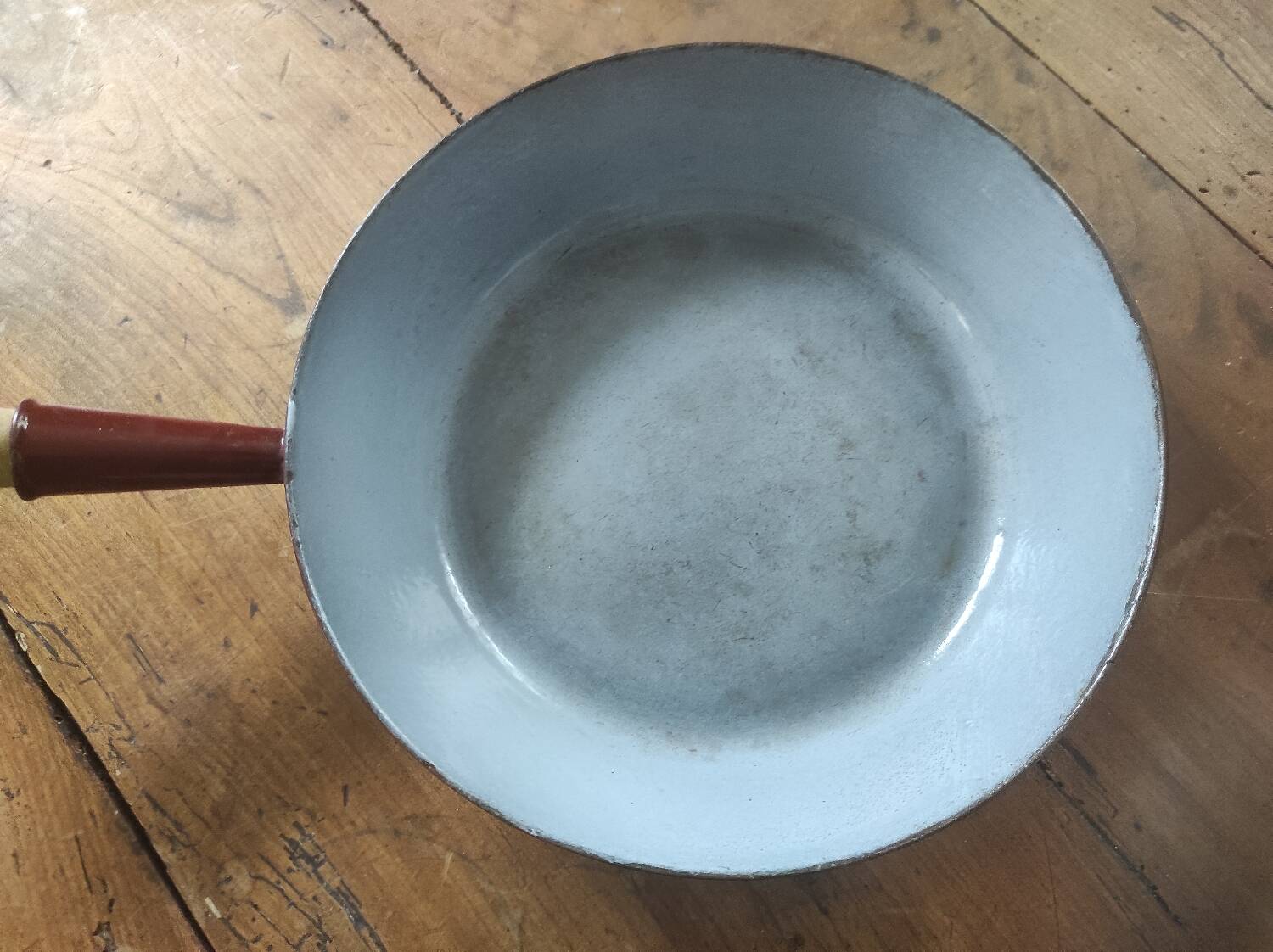 Le Creuset frying pan