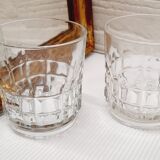 Pair of whisky glasses chiseled glass