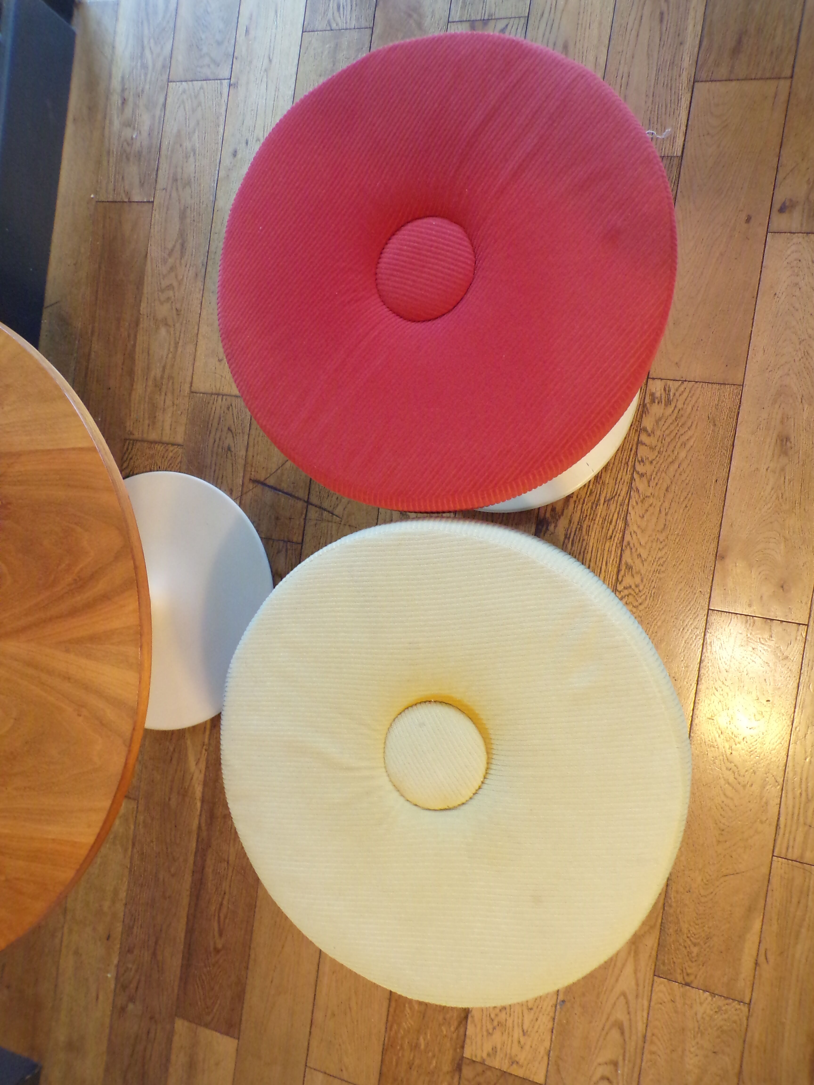Coffee table and two tulip foot stools