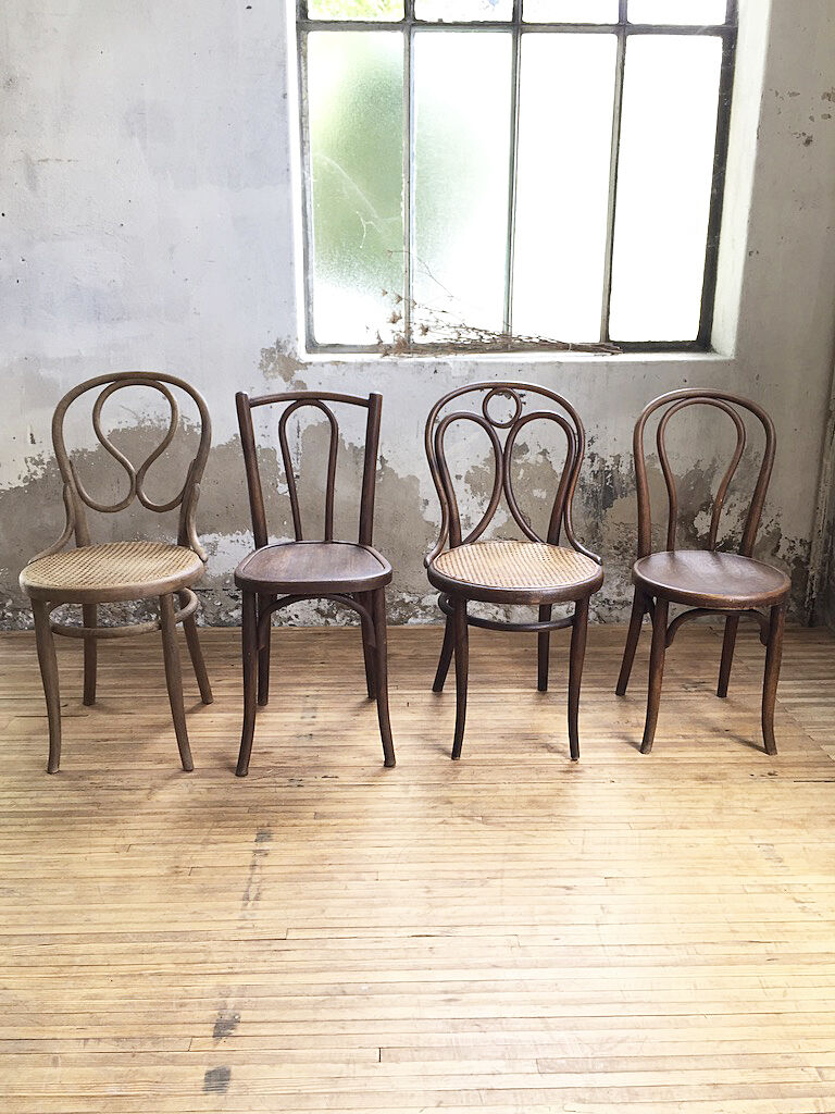 Lot 4 bistro chairs Thonet No.19, 20 & 208
