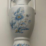 Vase  porcelaine motif fleurs bleus et jaune du lys royal