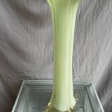 Vase soliflore en opaline vert pomme vintage