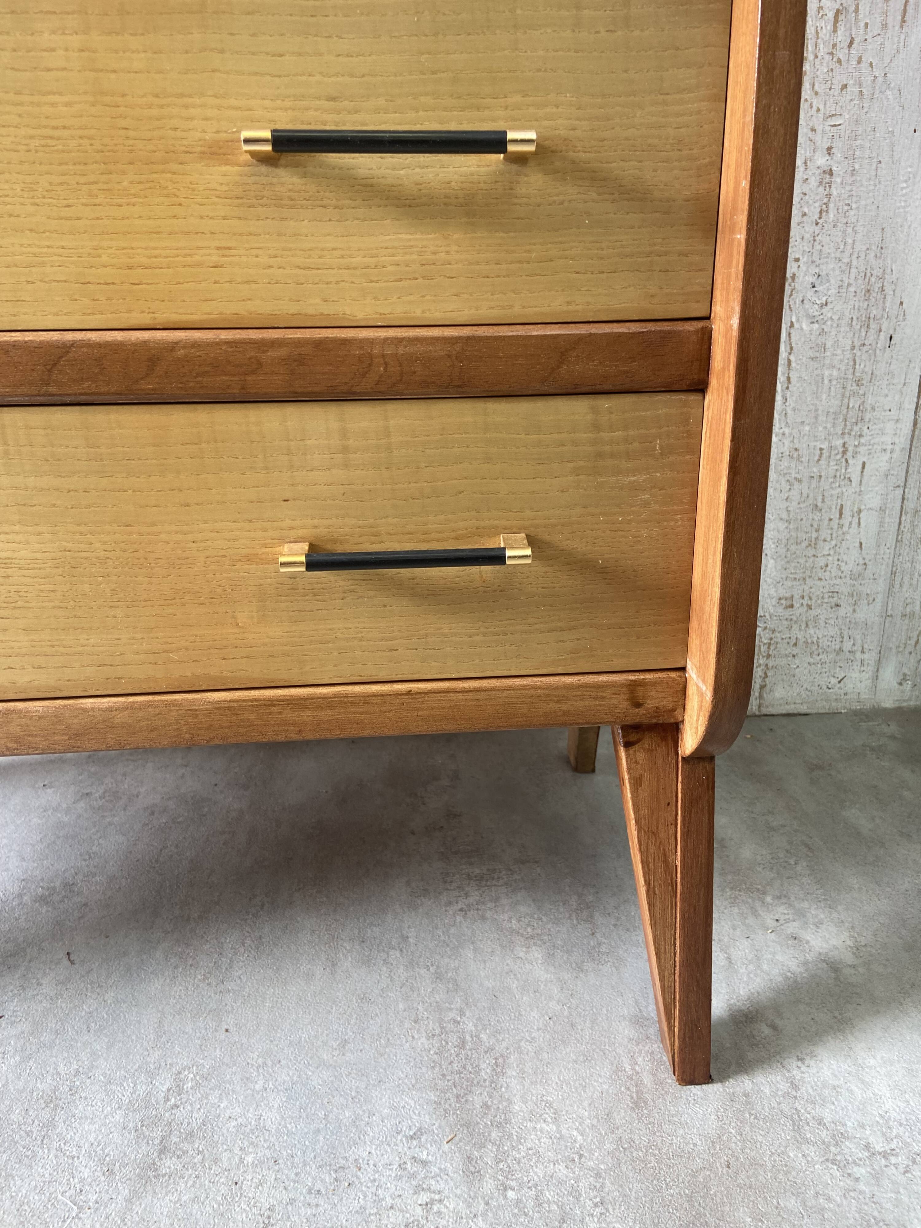 Vintage chest of drawers