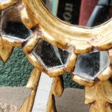 Sun mirror with parecloses, carved wood