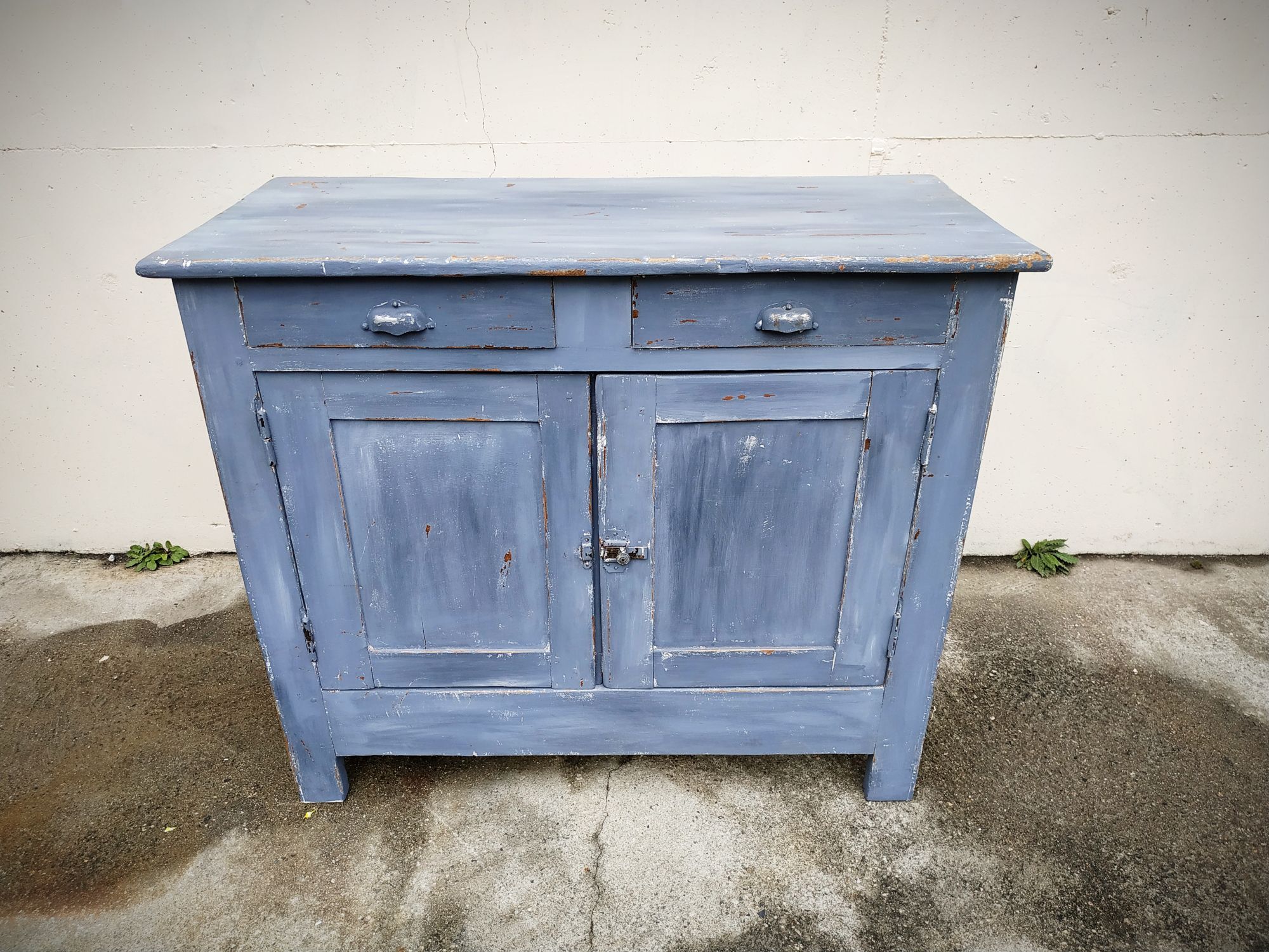 Buffet parisien en sapin