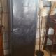 Armoire militaire ancienne en métal décapée et patinée
