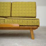 Banquette Daybed jaune vif par Drevotvar, ex Tchécoslovaquie 1960