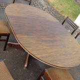 Table ovale et ses 6 chaises