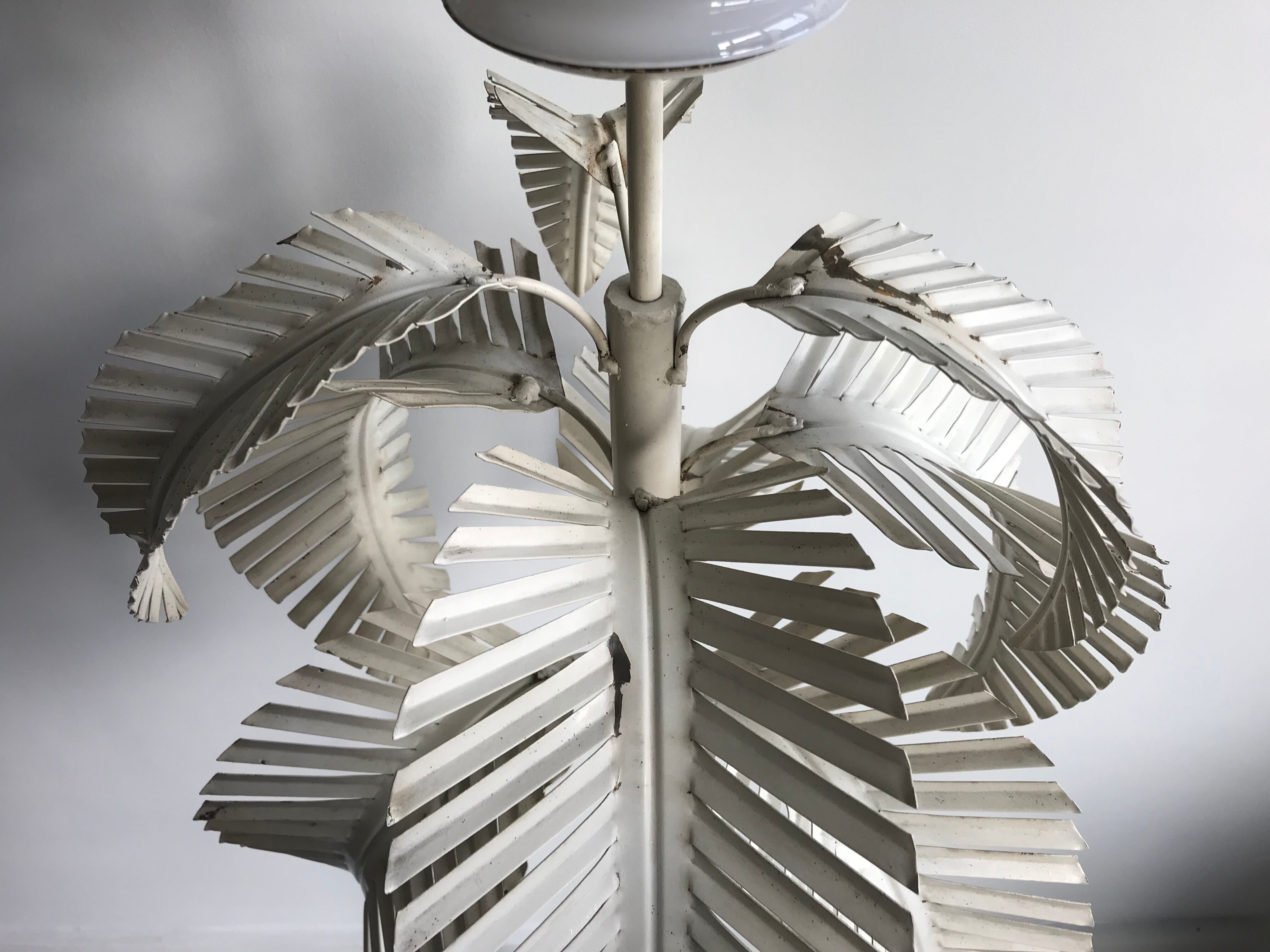 Floor lamp leaves palm