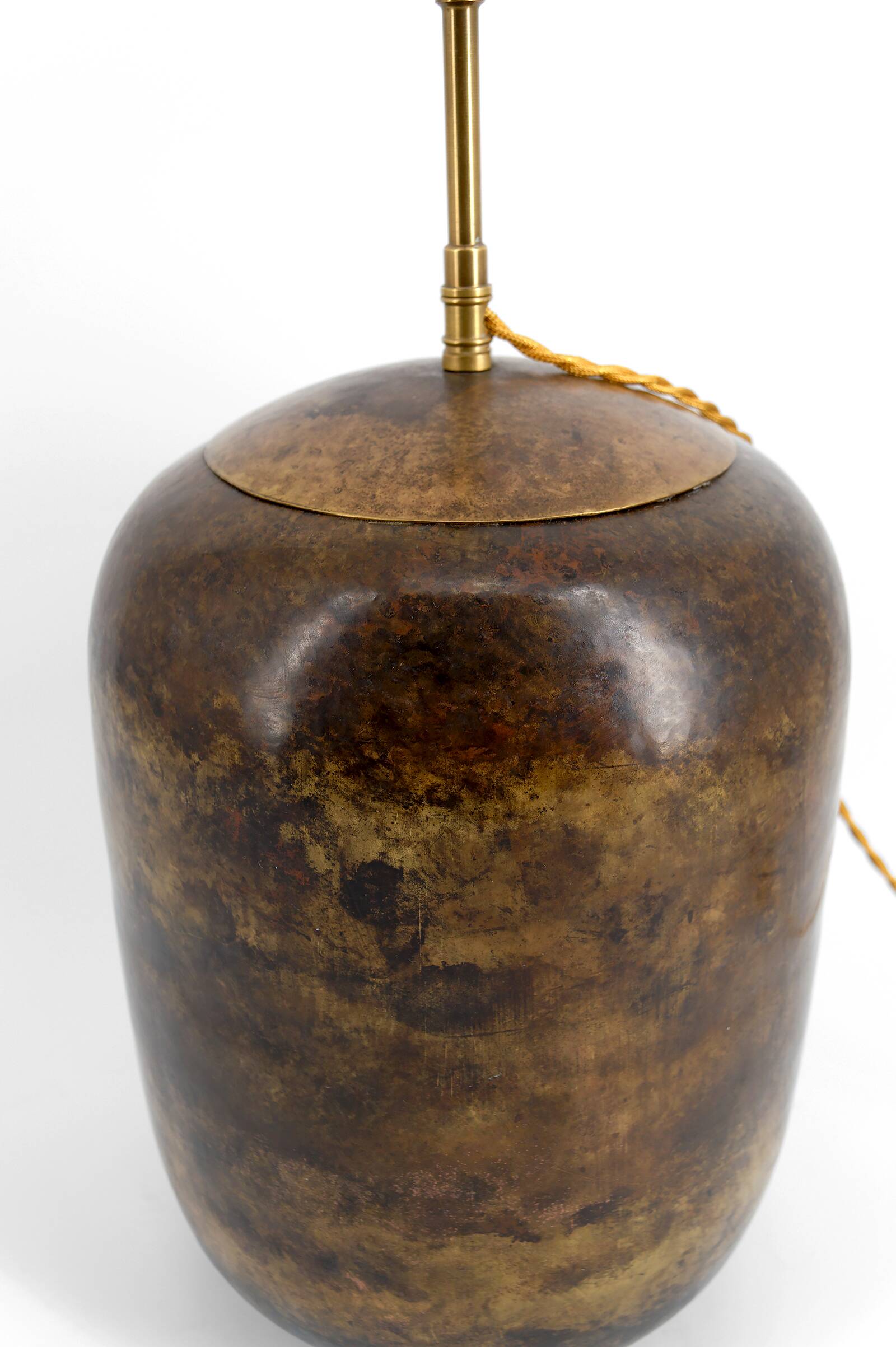Art Deco modernist lamp in patinated brass, circa 1930.