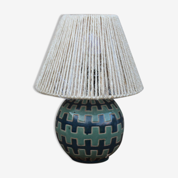 Ceramic lamp and rope shade